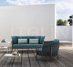 Столик Mirto Outdoor фабрика B&B Italia