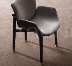 Итальянские Столовая - Стул с подлокотниками JORGEN фабрика Baxter