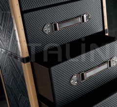 Итальянские Спальни - Комод-шкаф TRAVELER A0693/00 Итальянские Спальни - Комод-шкаф TRAVELER A0693/00 фабрика Coleccion Alexandra