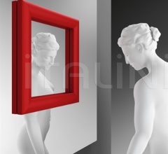 Настенное зеркало ritratto Настенное зеркало ritratto фабрика Fiam