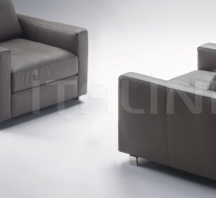 Кресло Massimosistema фабрика Poltrona Frau