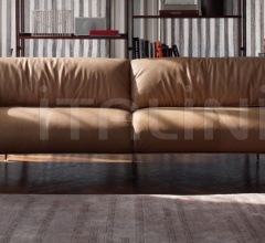 Трехместный диван John-John Трехместный диван John-John фабрика Poltrona Frau