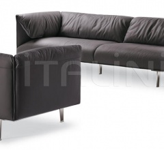 Трехместный диван John-John Трехместный диван John-John фабрика Poltrona Frau