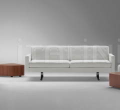 Кресло Kennedee фабрика Poltrona Frau