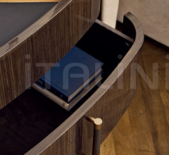 Итальянские Спальни - Тумбочка Mayfair Итальянские Спальни - Тумбочка Mayfair фабрика Daytona Home