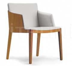 Стул с подлокотниками Beatrice Стул с подлокотниками Beatrice фабрика Poltrona Frau