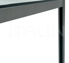 Стол обеденный Laurana Стол обеденный Laurana фабрика Poltrona Frau