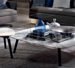 Журнальный столик Fiorile Журнальный столик Fiorile фабрика Poltrona Frau