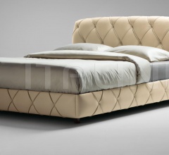 Итальянские Кровати - Кровать Flair фабрика Poltrona Frau