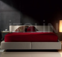 Кровать Sera Кровать Sera фабрика Poltrona Frau