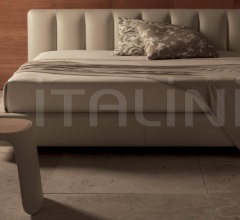 Кровать Flavia Кровать Flavia фабрика Poltrona Frau