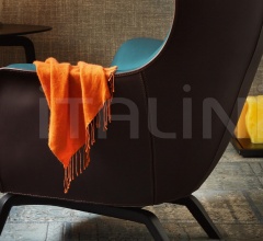 Кресло Mamy Blue фабрика Poltrona Frau