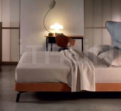 Итальянские Кровати - Кровать Mamy Blue фабрика Poltrona Frau