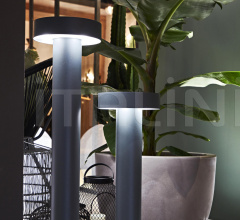 Итальянские Уличные светильники - Напольный светильник TESLA PT4 BIG фабрика Ideal Lux