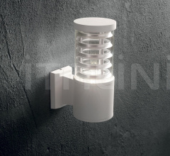 Итальянские Уличные светильники - Настенный светильник TRONCO AP1 фабрика Ideal Lux