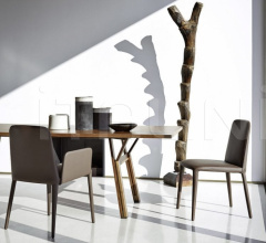 Стул с подлокотником Elf HP фабрика Frag