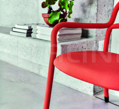 Кресло Pippi AP фабрика Midj in Italy