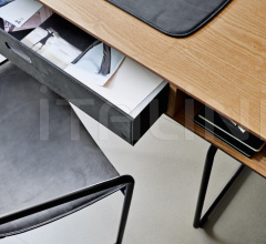 Письменный стол Apelle desk Письменный стол Apelle desk фабрика Midj in Italy