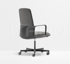 Кресло TEMPS 3765 Кресло TEMPS 3765 фабрика Pedrali