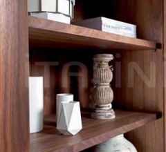 Витрина KYOTO GLASS CABINET фабрика Riva 1920