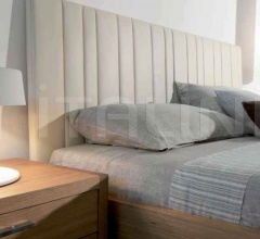 Кровать VEZIO фабрика Riva 1920