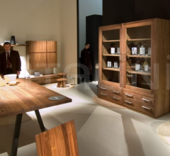 Стол обеденный HAKA фабрика Riva 1920