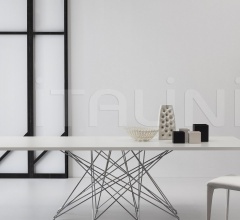 Итальянские Столовая - Стол обеденный Octa фабрика Bonaldo