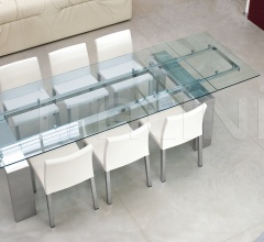 Итальянские Столы обеденные - Раздвижной стол Tom Итальянские Столы обеденные - Раздвижной стол Tom фабрика Bonaldo