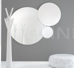 Итальянские Предметы интерьера - Настенное зеркало Eclipse Итальянские Предметы интерьера - Настенное зеркало Eclipse фабрика Bonaldo