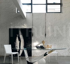 Стол обеденный Valentinox фабрика Cattelan Italia