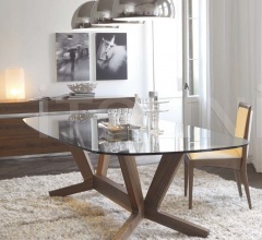 Стол обеденный Goblin фабрика Cattelan Italia