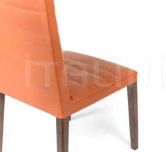 Стул Louise Стул Louise фабрика Poltrona Frau