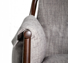 Кресло Times Lounge фабрика Poltrona Frau