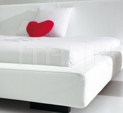 Итальянские Кровати - Кровать Chillin фабрика Bonaldo