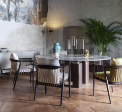 Стол обеденный Jane Стол обеденный Jane фабрика Poltrona Frau