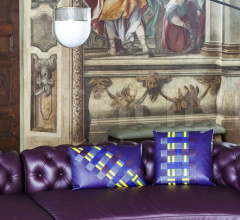 Подушка Journey фабрика Poltrona Frau