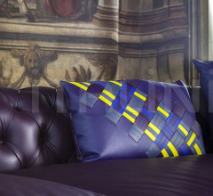 Подушка Journey фабрика Poltrona Frau