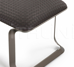 Банкетка Milano bench фабрика Turri