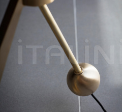 Итальянские Настольные светильники - Настольный светильник STASIS Итальянские Настольные светильники - Настольный светильник STASIS фабрика Bert Frank