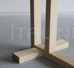 Стол обеденный WEDGE TABLE Стол обеденный WEDGE TABLE фабрика Van Rossum