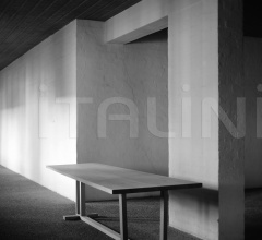 Стол обеденный WEDGE TABLE Стол обеденный WEDGE TABLE фабрика Van Rossum