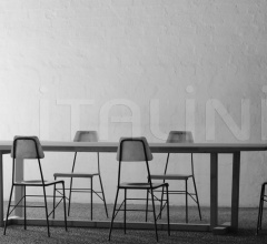 Стол обеденный WEDGE TABLE Стол обеденный WEDGE TABLE фабрика Van Rossum