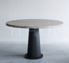 Стол обеденный KOPS ROUND TABLE WITH STEEL BASE Стол обеденный KOPS ROUND TABLE WITH STEEL BASE фабрика Van Rossum