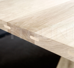 Стол обеденный LENS TABLE Стол обеденный LENS TABLE фабрика Van Rossum