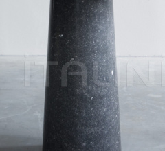 Стол обеденный STONE TABLE WITH BLUE LIMESTONE Стол обеденный STONE TABLE WITH BLUE LIMESTONE фабрика Van Rossum