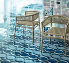 Итальянские Уличная мебель - Стул с подлокотниками Kilt in teak фабрика Ethimo