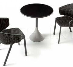 Итальянские Уличная мебель - Стул с подлокотниками Pluvia Round rope фабрика Ethimo