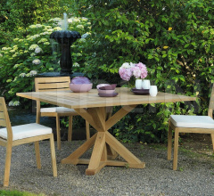 Итальянские Уличные столы - Стол обеденный Cronos teak square table Итальянские Уличные столы - Стол обеденный Cronos teak square table фабрика Ethimo