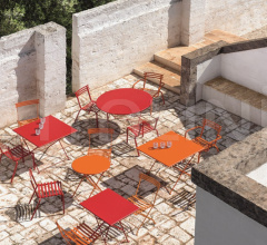 Итальянские Уличные столы - Стол обеденный Flower square table 80x80cm Итальянские Уличные столы - Стол обеденный Flower square table 80x80cm фабрика Ethimo