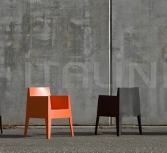 Стул с подлокотниками TOY Стул с подлокотниками TOY фабрика Driade